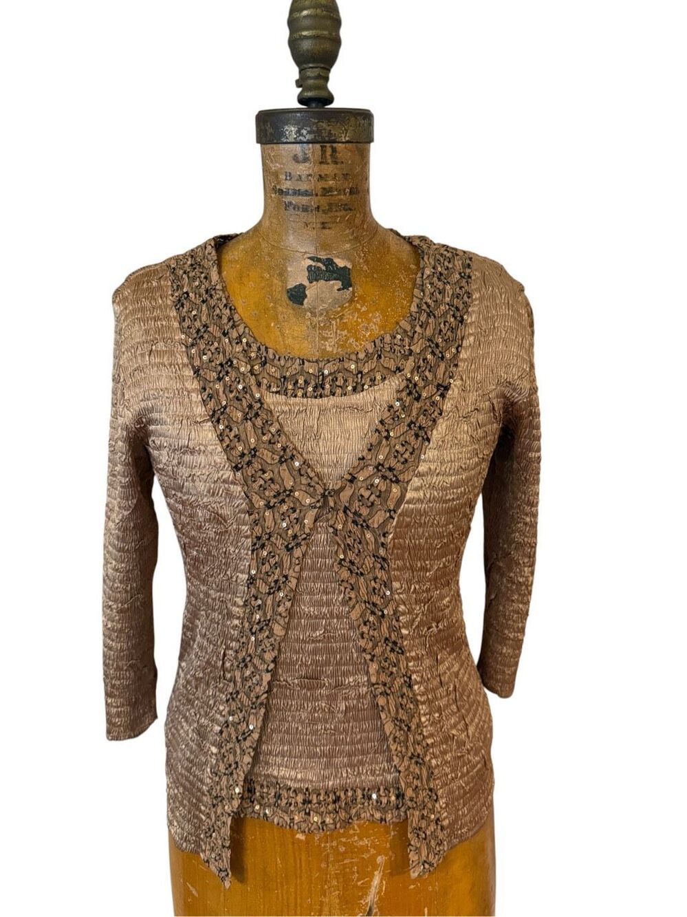 Vintage ALBERTO MAKALI gold crêpe sequin embellished top cardigan size small